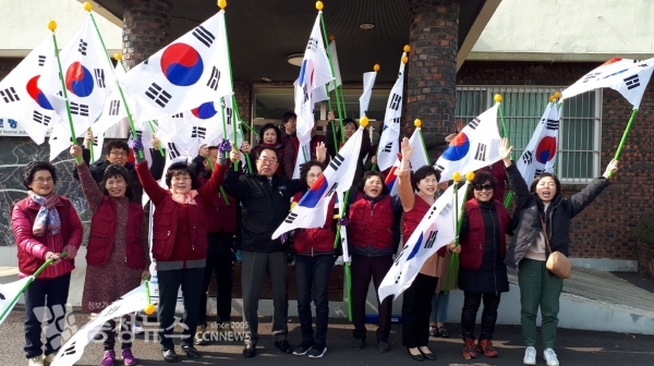연서면‘나라사랑 태극기 달기’운동 전개 / 충청뉴스 최형순 기자