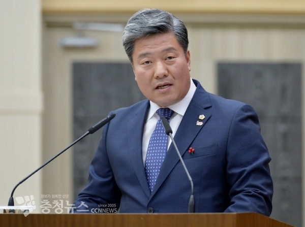 시정질문하는 세종시의회 차성호 산업건설위원장 / 충청뉴스 최형순 기자