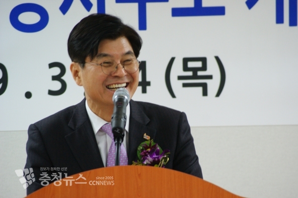 축사하는 이춘희 세종시장 / 충청뉴스 최형순 기자