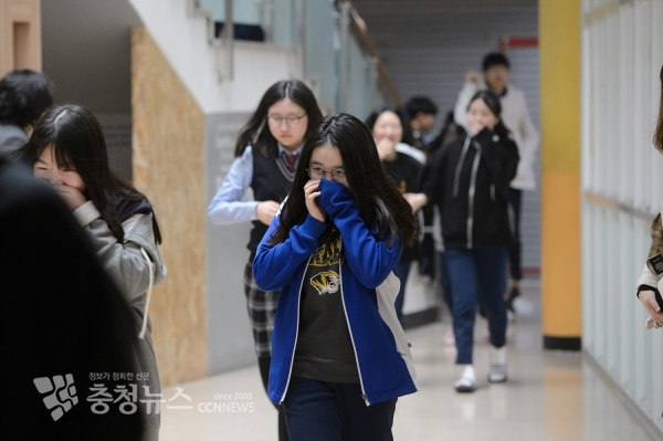 세종시 아름중학교 대피훈련 / 충청뉴스 최형순 기자