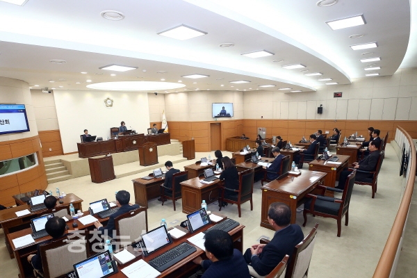 유성구의회 본회의장