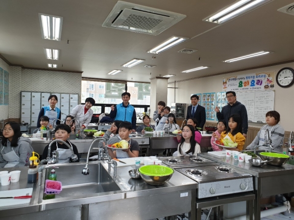키즈쿠킹클래스 진행 모습