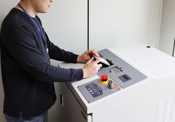 하드디스크 파기장치