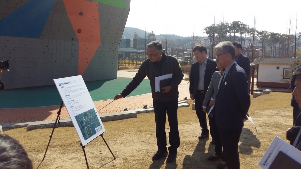 김재현 산림청장 미세먼지 저감숲 관련 천안시 방문