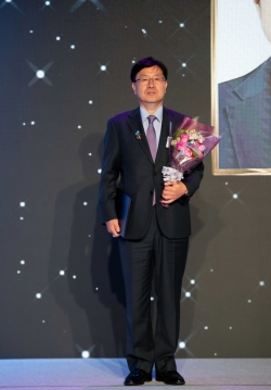 한국동그라미파트너스 최창희 대표 국무총리표창 기념촬영