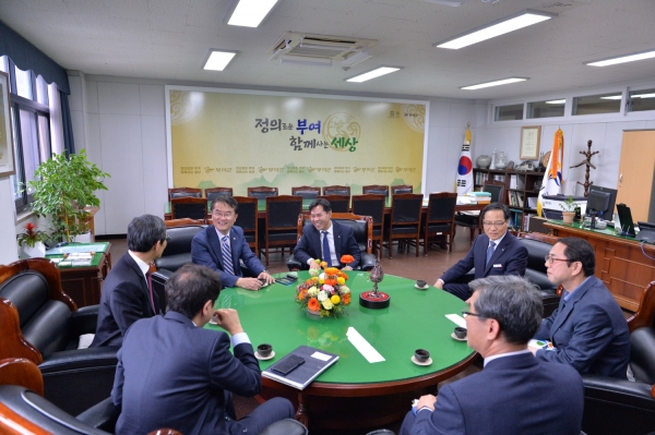 윤종인 행정안전부 차관 방문 모습