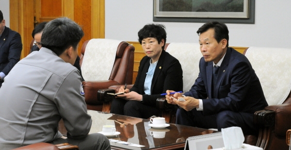 한솔제지 장항공장 찾은 나소열 부지사