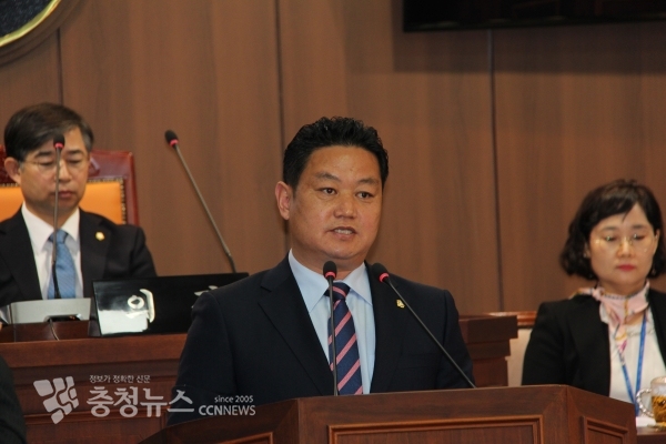 김영인 의원은 2일 본회의장에서 열린 제259회 임시회 5분 발언을 통해  “한국발전교육원의 대책 없는 이전을 중단하라”고 목소리를 높였다.