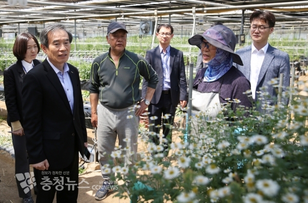 서부발전 김병숙 사장, 농가 및 스마트팜 방문 / 충청뉴스 최형순 기자