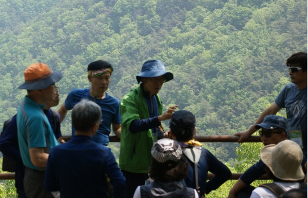 고구마 박사 곽상수 한국생명공학연구원 책임연구원(중앙) 토론​