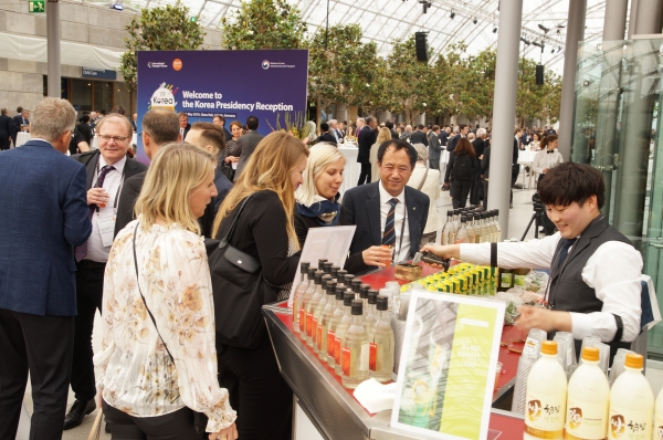 2019 ITF 교통장관회의 갈라 만찬 현장사진/ 내빈객 대상 막걸리, 이강주 활용 칵테일 제공