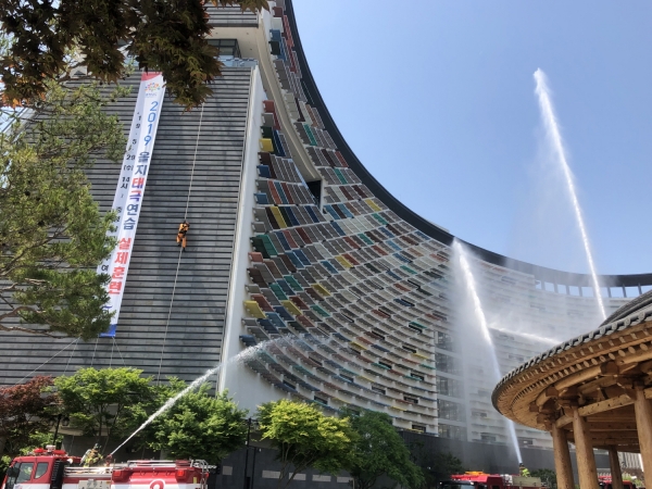 2019년 을지태극연습 대형화재 대응훈련 장면