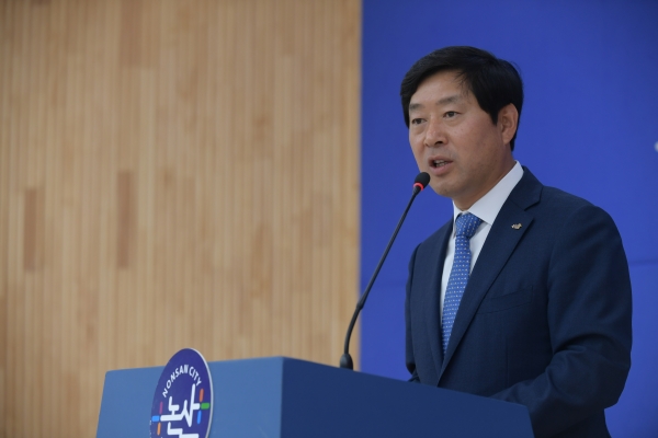 6월 월례회의를 주재하고 있는 황명선 시장