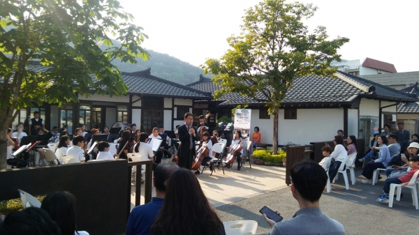 공주 찾아가는 청소년 음악회 모습