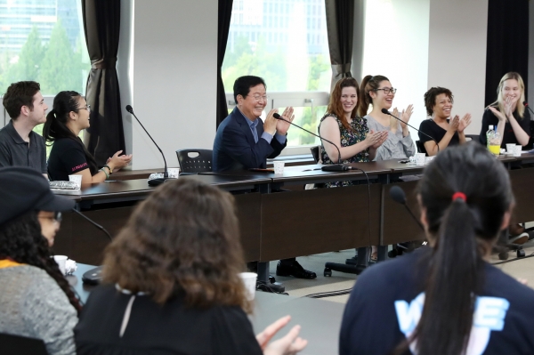 외국인주민 한국교육생과의 간담회 개최 모습