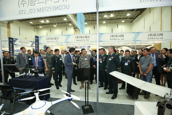2019 첨단국방산업전 성황