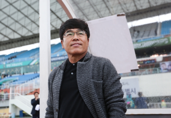 이흥실 감독 선임