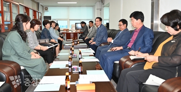 대전 중구의회 사회도시위원회, 어린이집 연합회 간담회 모습