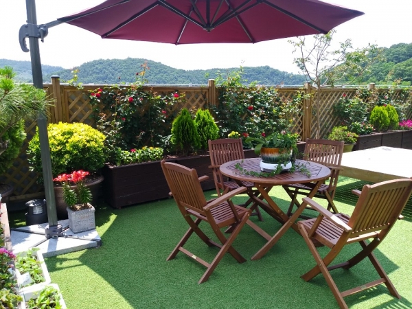 치매진단자 원예치료수업 위한 옥상정원