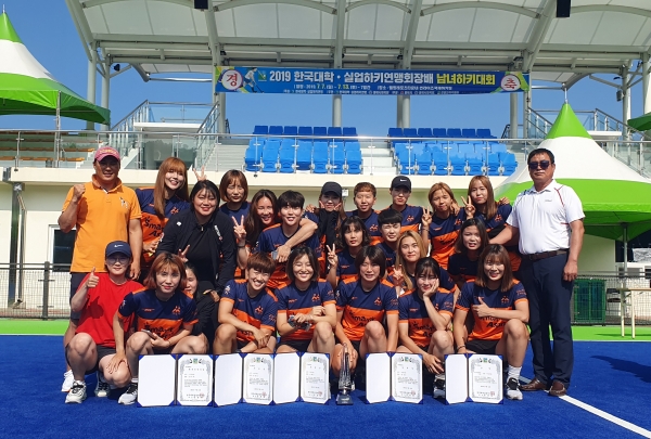 아산시청 하키팀, 2019 대학 ‧ 실업연맹회장기 전국하키대회  우승 기념사진