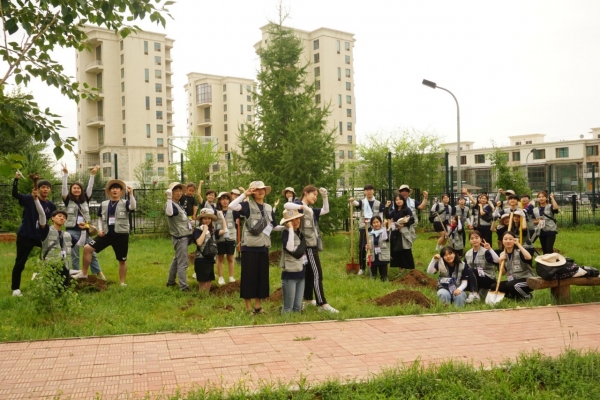 지난 19일 몽골 울란바타르 이태준 선생(독립운동가·의사) 기념공원을 찾아 한남대 기증 묘목을 식재