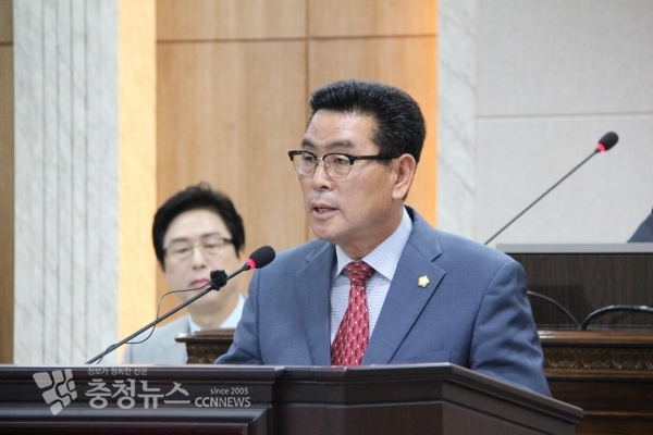 장재석 홍성군의원은 23일 제261회 임시회에서 5분 발언을 통해 ‘남당 한원진선생 연구개발 및 선양사업 추진’을 주문했다.