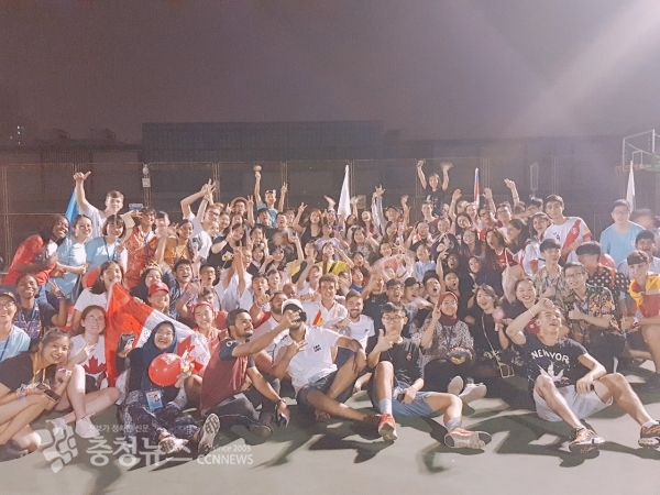 북경 국제학생 여름캠프에 참가한 세종국제고 학생들 단체사진