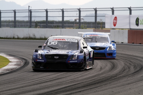 한국타이어 장착 차량, CJ 슈퍼레이스 5라운드까지 연속해서 1위 휩쓸어