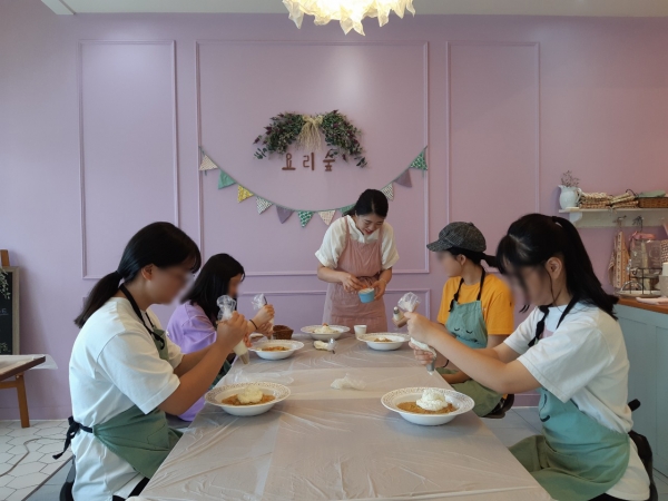 대전서부Wee센터, 오감만족 여름방학 직업체험 실시 모습