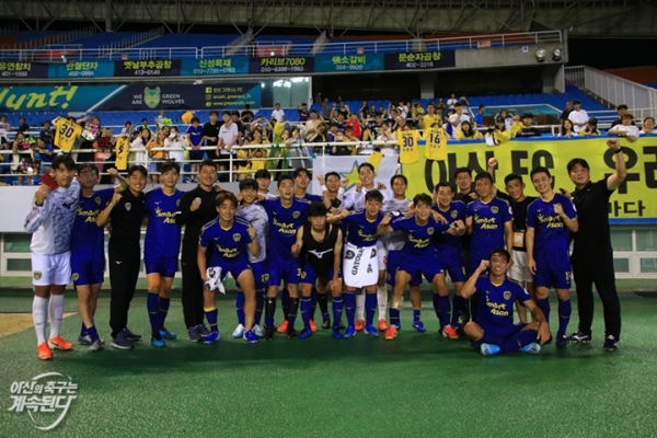 아산무궁화 선수들 모습