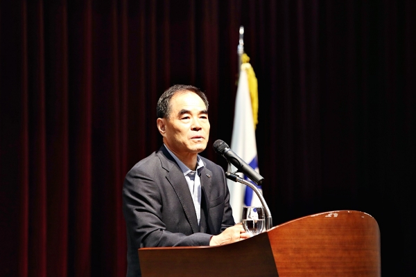 김인식 사장은 사전에 점검하고 대비하는 노력이 중요하다며 철저한 현장관리를 통한 안전관리 강화를 강조했다