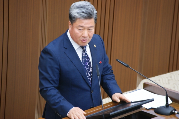 긴급현안질문 하는 차성호 세종시의회 의원 / 충청뉴스 최형순 기자