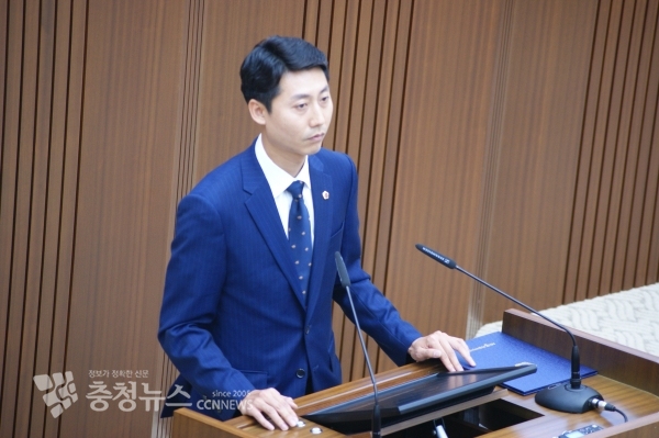5분 발언하는 이태환 세종시의회 의원 / 충청뉴스 최형순 기자