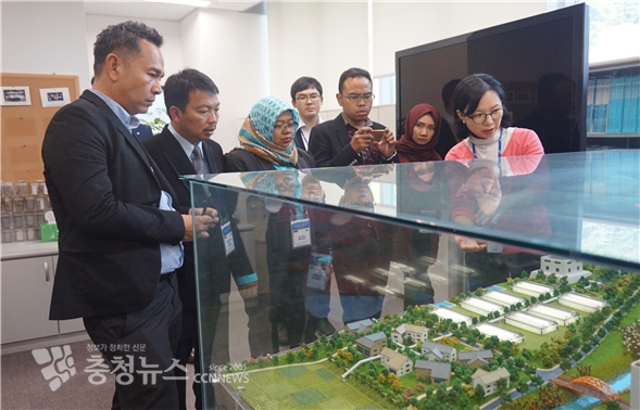 한국수자원공사 시설에서 인도네시아 교육생 현장실습