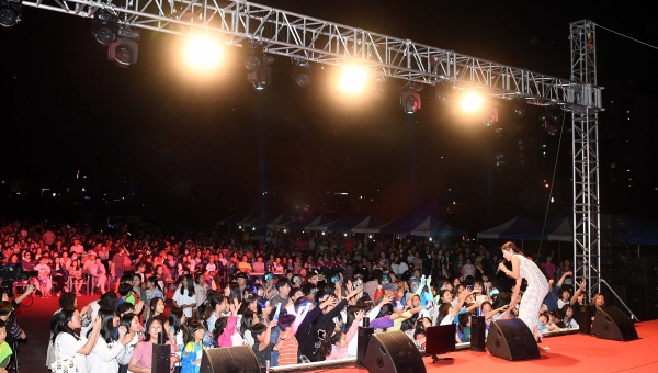 음악과 흥이 가득한 태평고을음악회 현장 모습