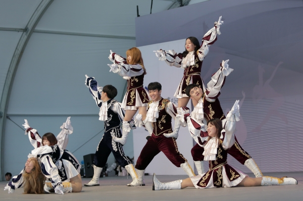 지난해 천안흥타령춤축제 전국대학치어리딩대회 모습
