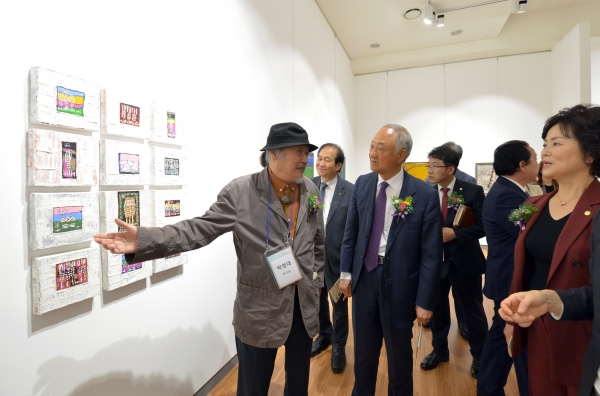 2019 현대미술작가초대전 박영대 화백의 작품 설명.