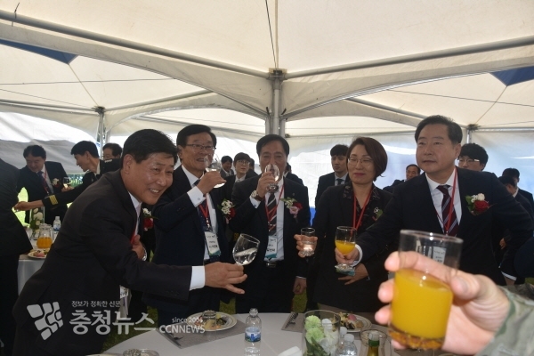 김진호 논산시의회 의장, 이원묵 건양대 총장, 원성수 공주대 총장,