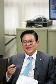 정우택 국회의원