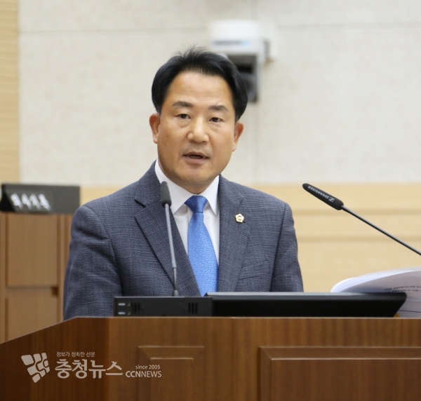 시정질문 하는 상병헌 세종시의원 / 충청뉴스 최형순 기자