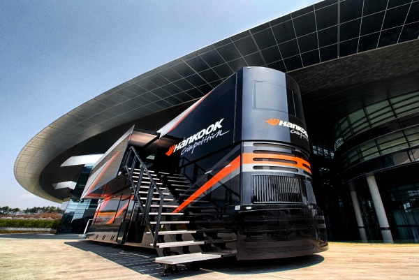 한국타이어앤테크놀로지㈜ 모터스포츠 트레일러.