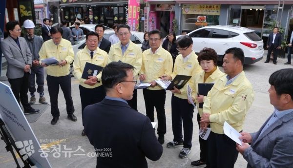 신부동 올림픽볼링장 앞