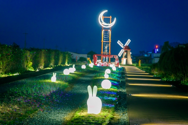 은하수 속 달 토끼 야간경관 조명