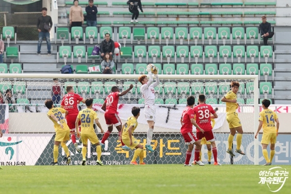 아산무궁화 경기 모습