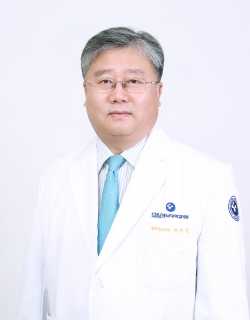 윤환중_병원장.