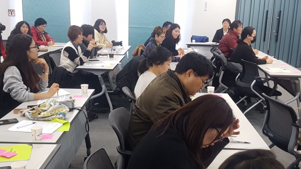 당진대기오염엄마감시단, 현대제철 대기오염문제 해결 토론회 개최