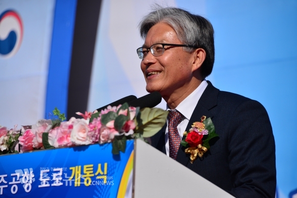 축사하는 장선배 충북도의장 / 충청뉴스 최형순 기자