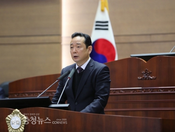 5분 발언하는 이준용 천산시의원 / 충청뉴스 최형순 기자