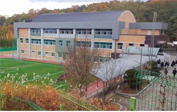 대전대청중 대청나래관 운동장 사진.