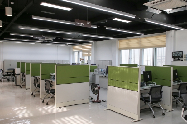 일자리종합센터 내부 전경(일자리업무와 새일센터 업무를 통합)